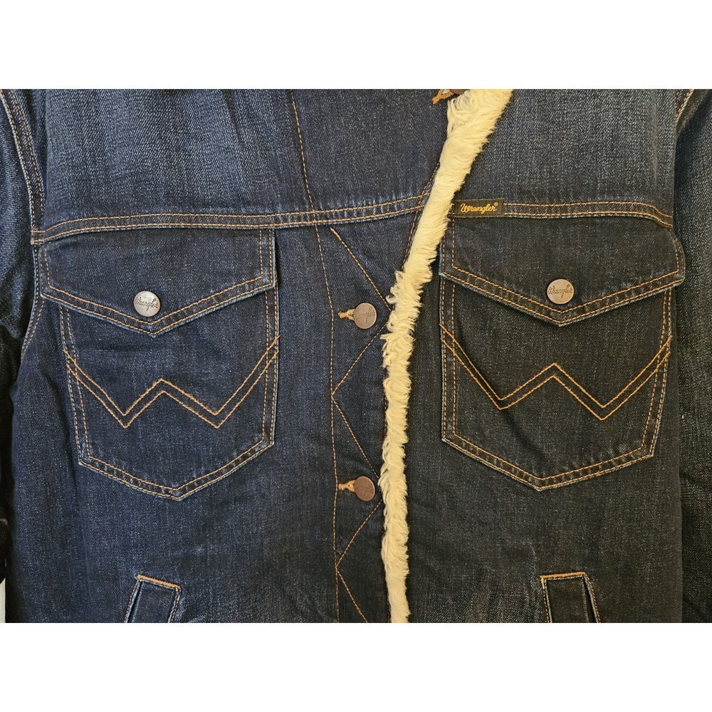 NWT Wrangler Women's LS Blue Denim Sherpa Collar/Lining Button-Front Jacket, +3X - Picture 7 of 14